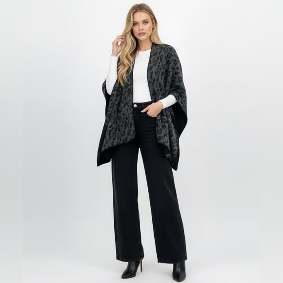 CEJON Animal Print Cape - Picture 1 of 4